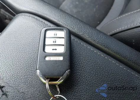 2017 Honda Civic Touring из США, поврежденный, VIN 2HGFC1F96HH640817